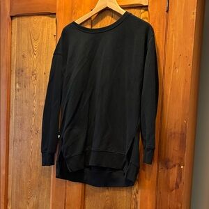 10/25$ 🧁 Black Sweater